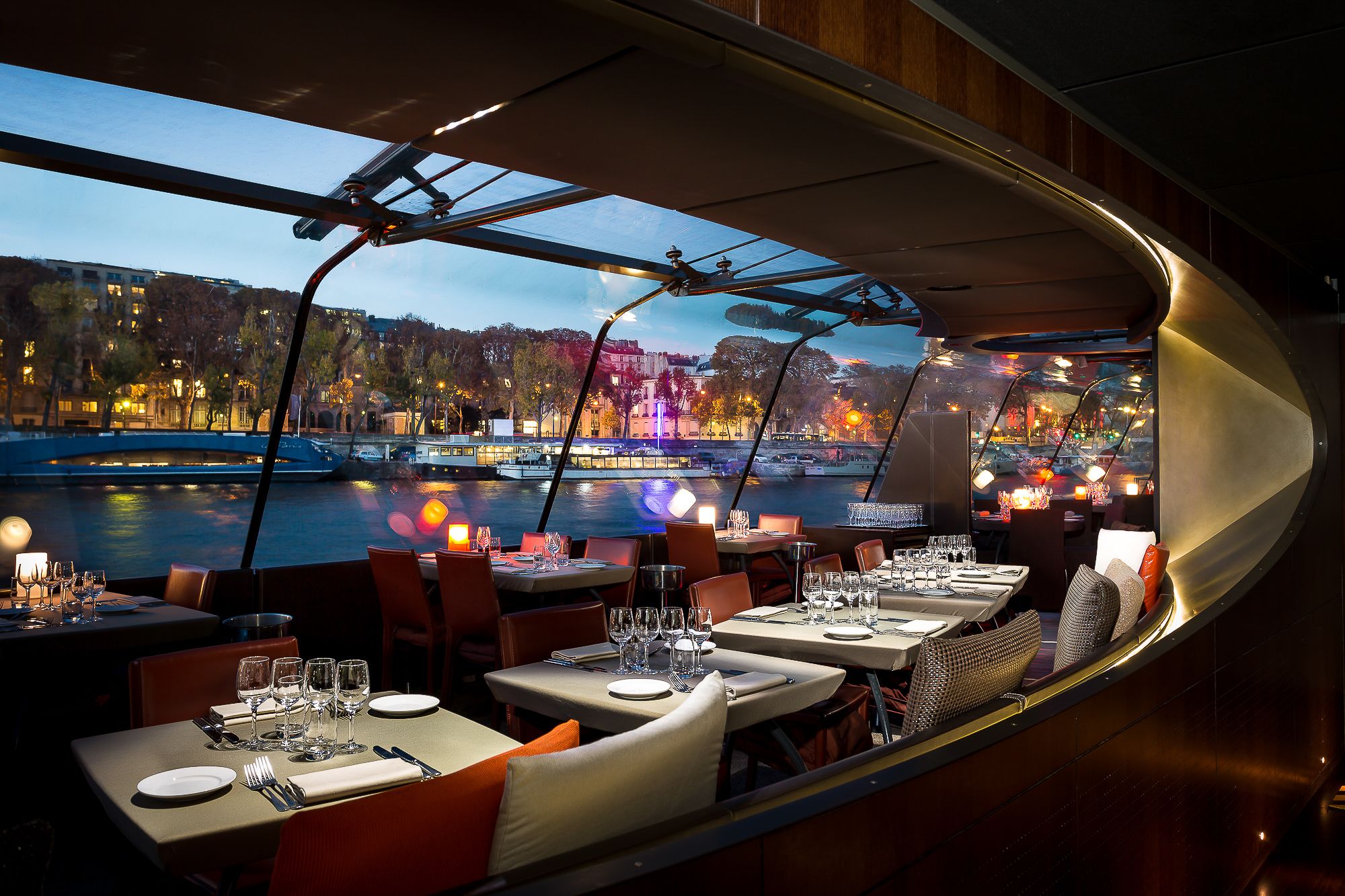 Dinner Cruise On The Seine River   326b1eeb D9bd 4f1f Bfc0 4f3b1c080241 