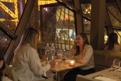 Cena en la Torre Eiffel: Restaurante Madame Brasserie