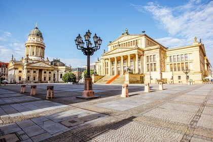 Perfekter Berliner Landausflug vom Hafen Warnemünde