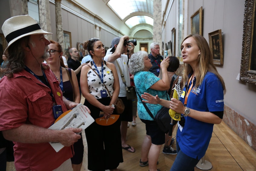 Louvre Museum: 3-Hour Comprehensive Tour with Skip the Line 