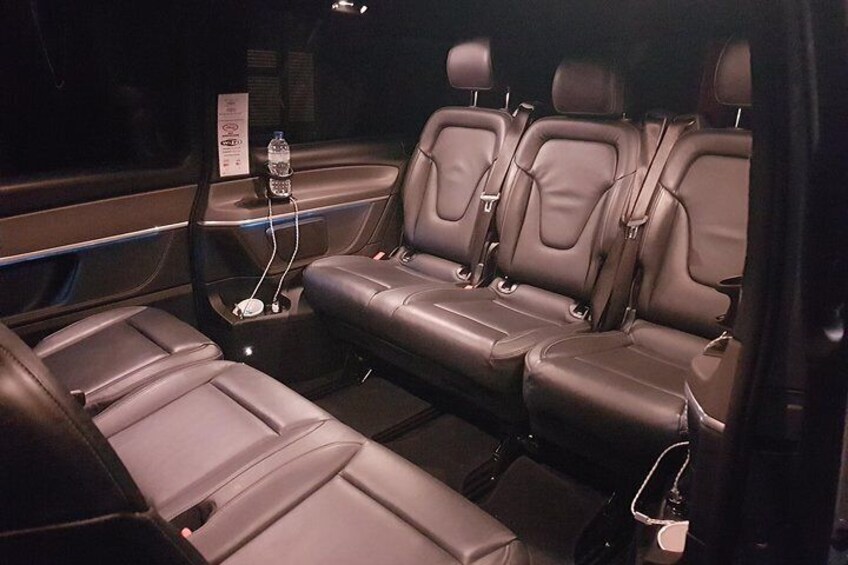 Mercedes V-Class Interior 