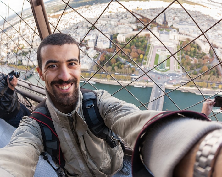Eiffel Tower Priority Access Tour with Optional Summit