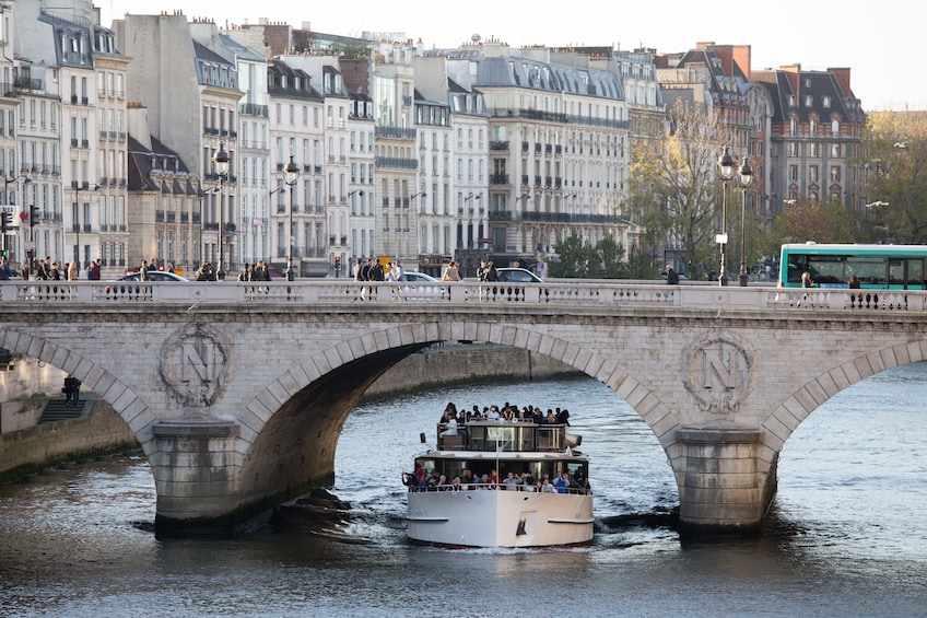 Eiffel Tower Tour with Seine River Cruise & Optional Summit