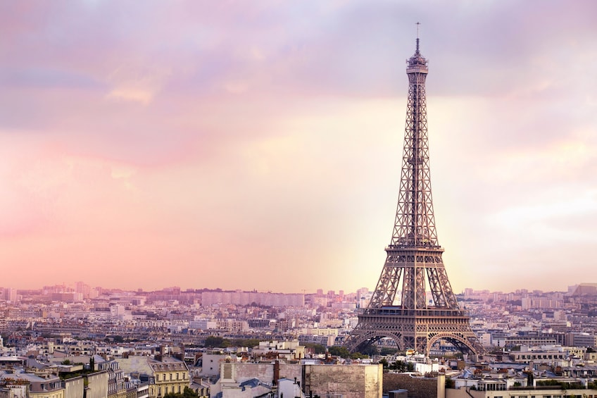 Eiffel Tower Priority Tour with Optional Summit & Seine Champagne Cruise
