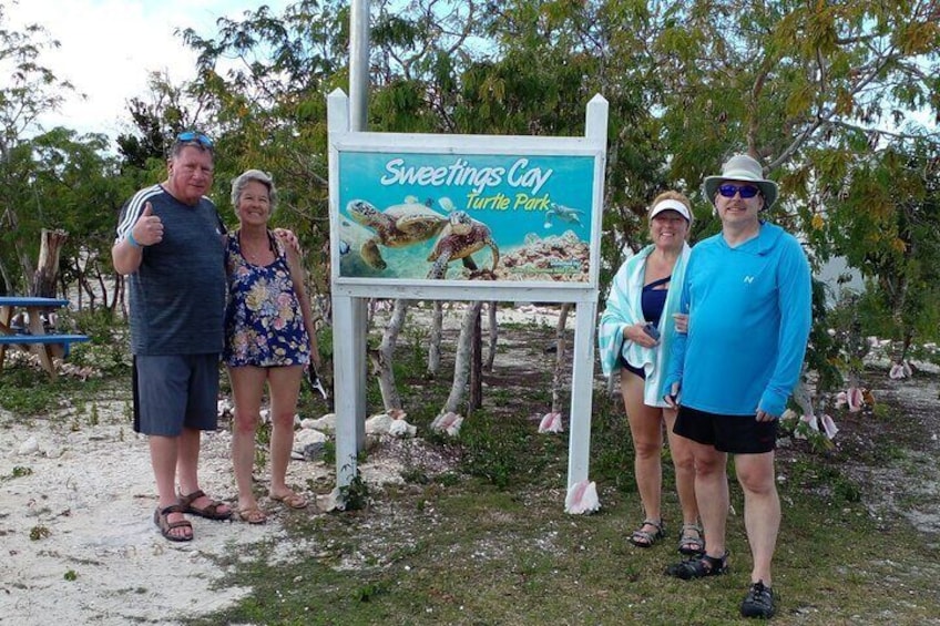 Blue hole snorkeling, and turtle park