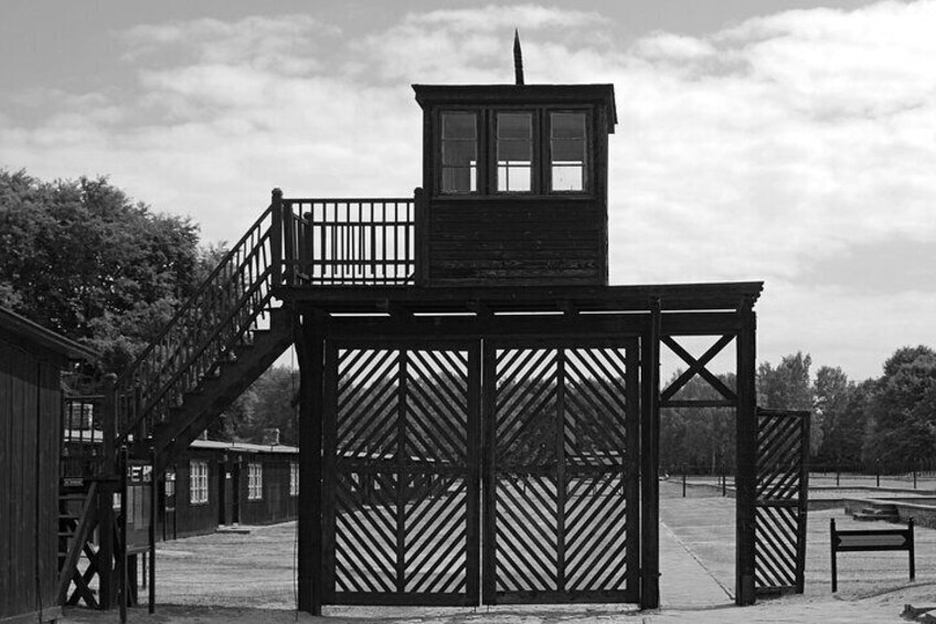 Stutthof Concentration Camp: Private Guided Tour with Transport 