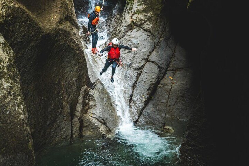 Waterfall Rappel Advanced