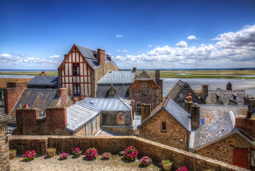 Mont St. Michel: Round-trip from Paris