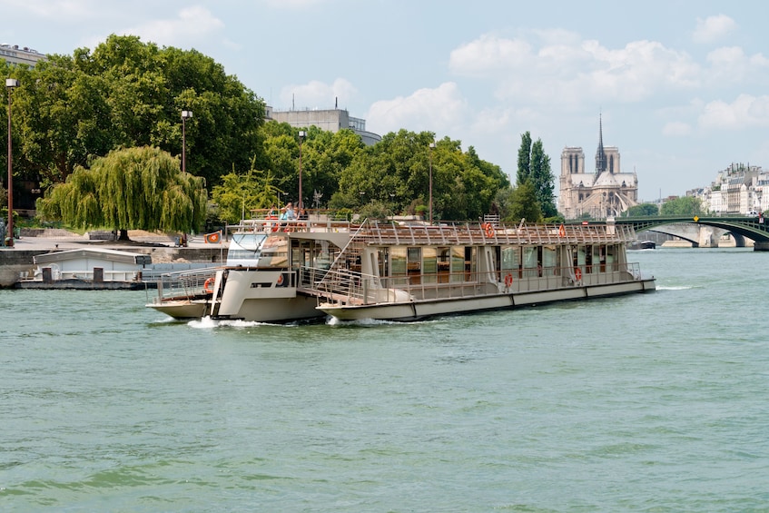 Skip the Line to The Mona Lisa Priority entrance