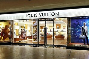 Private Transfer To Outlet Roermond By Luxury Car From Brussels Roundtrip