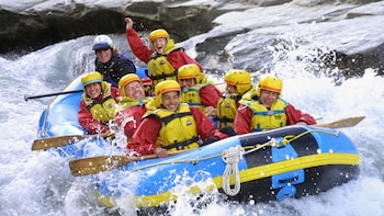 Shotover River Rafting with Helicopter Ride