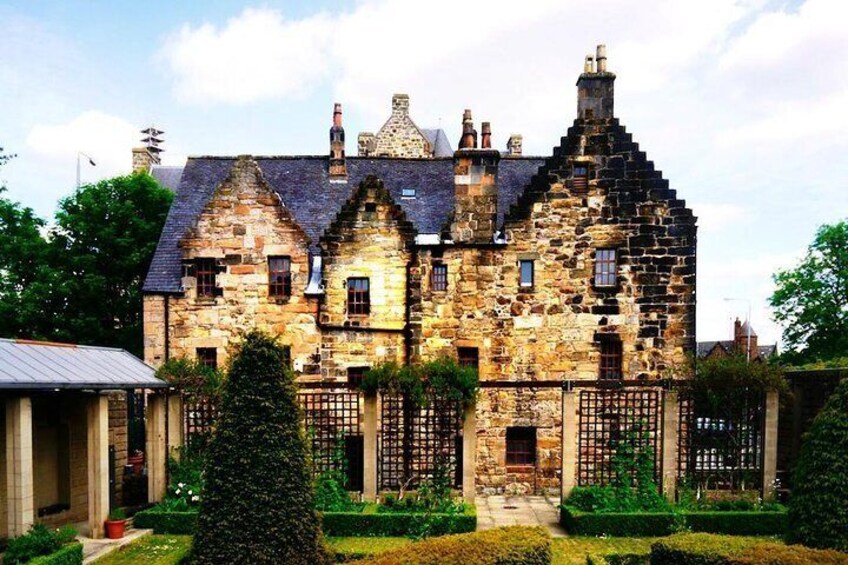 Glasgow Luxury Private Sightseeing Excursion with Chauffeur