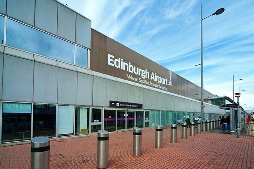 Edinburgh to Dundee Luxury Transfer with Scottish Driver
