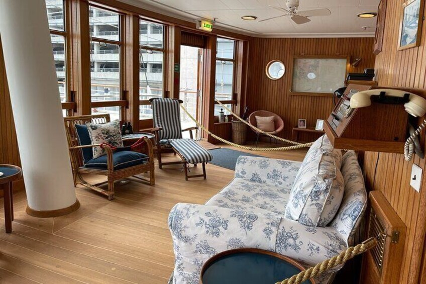 Edinburgh Luxury Private Day Tour with a Scottish Local