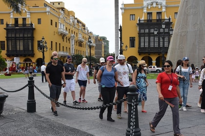 Lima Discovery Walking Tour with Local Expert 