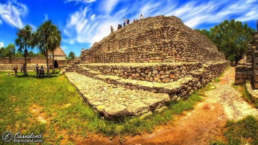 Xcambo Mayan Arqueological site!