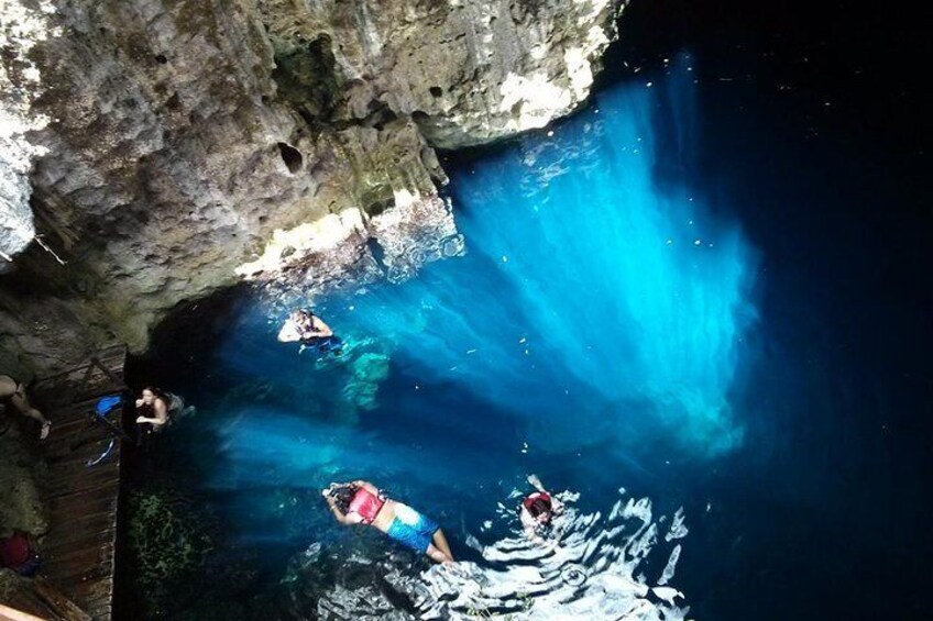 Natural Cenote Nah Yah