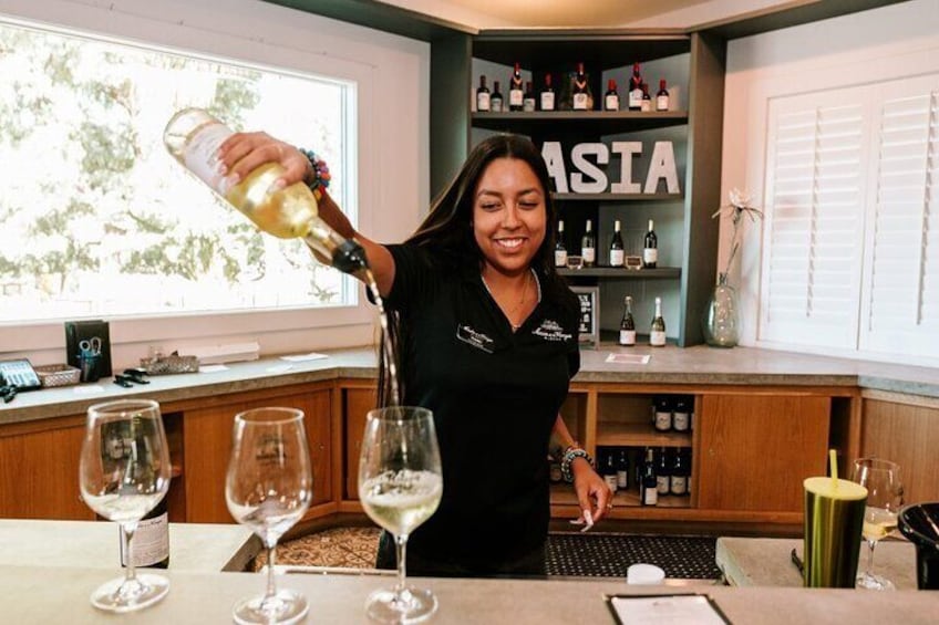 Private Temecula Wine Trail and Old Town Dinning and Shop.