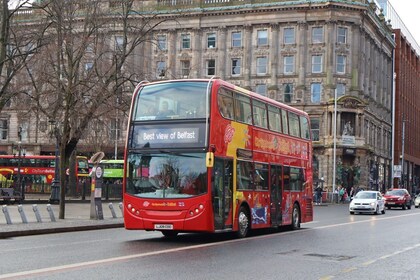 Hop-on, hop-off-sightseeing-tour door Belfast per bus