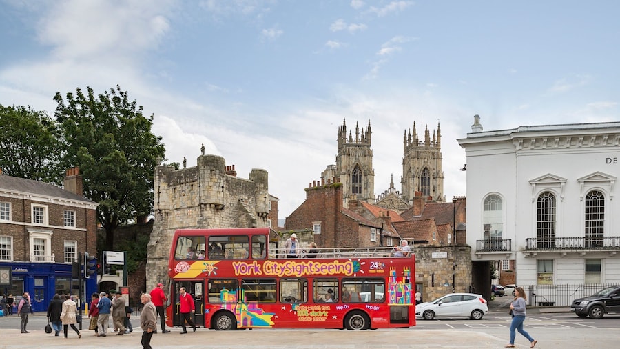 York Hop-On Hop-Off Bus Tour