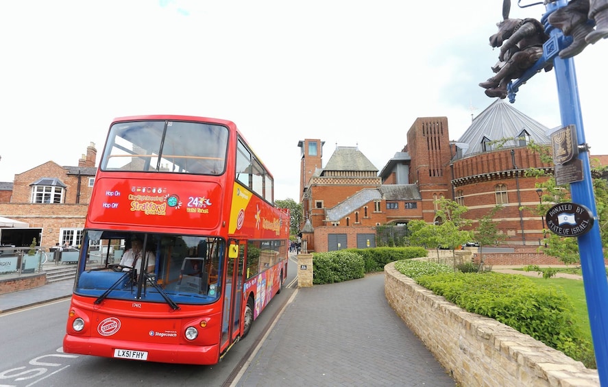 Stratford-upon-Avon Hop-On Hop-Off Bus Tour