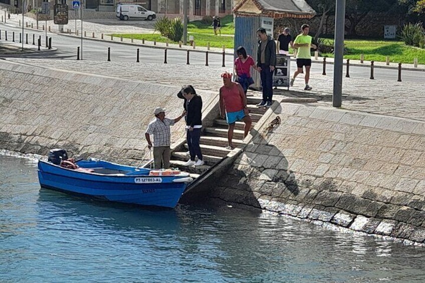 Lagos and Ponta Da Piedade Private Van Tour Whith Wine Taste