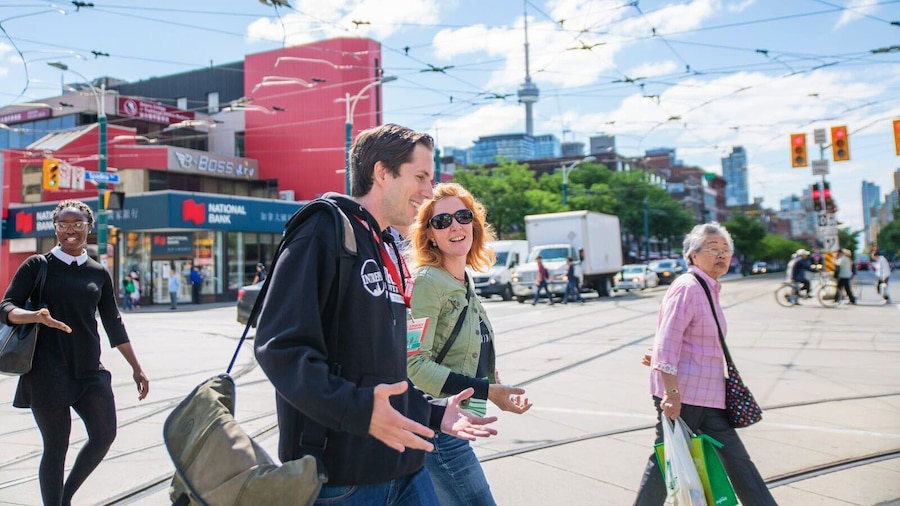 Toronto: Small-Group Kensington Market & Chinatown Tour