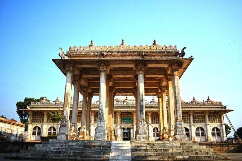 Ahmedabad Like a Local: Customized Private Tour