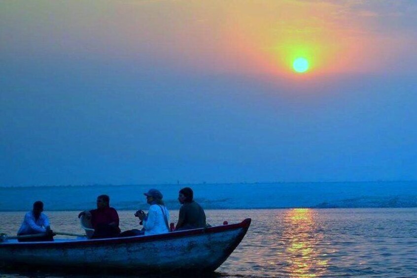 Private Holi Tour of Varanasi includes Boat ride,Guide and Breakfast.