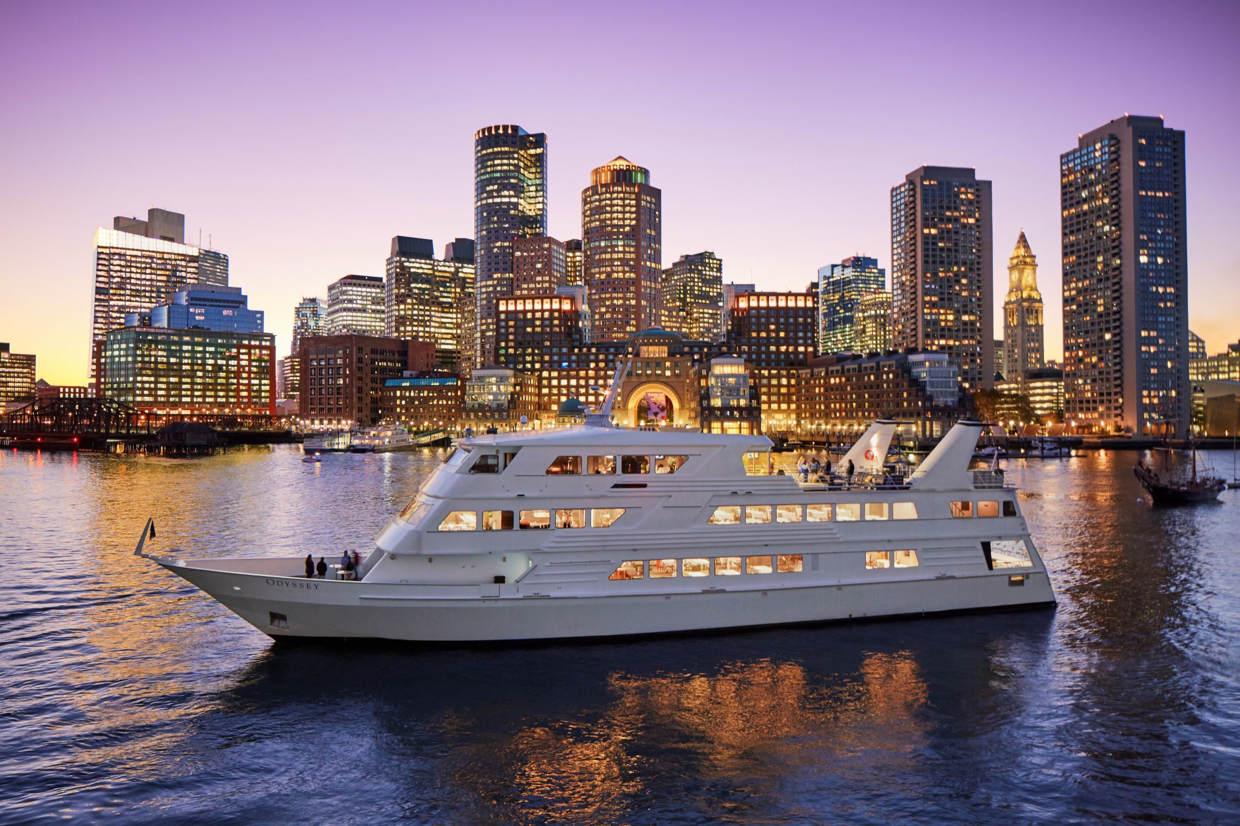 boston boat cruise private