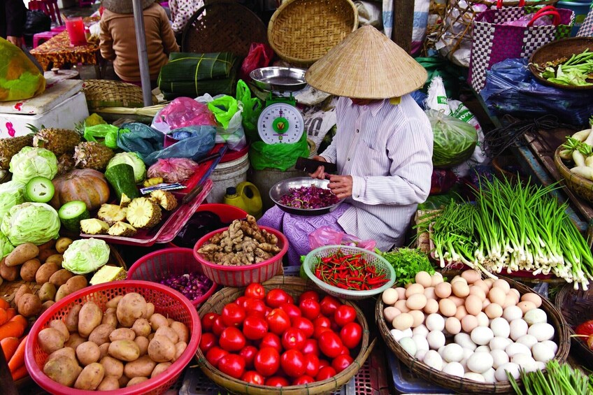 Vietnamese Cooking Class with Market Tour