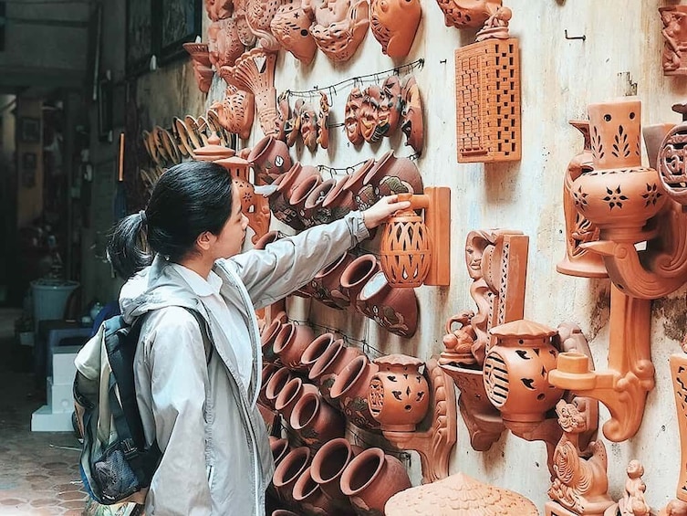 Private Bát Tràng Ceramics Village Half-Day Tour 