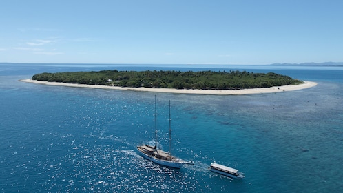 Captain Cook Cruises Fidži - saaristo- ja riuttapäiväpurjehdus
