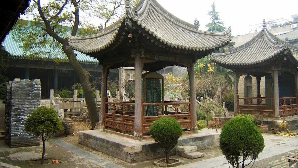 small pagodas in xian