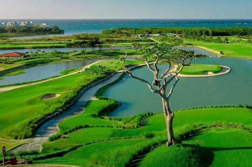 Pristine Bay Golf Club