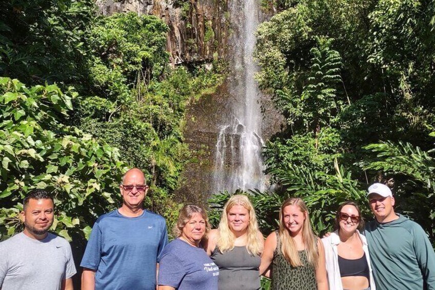 Small-Group Road to Hana Full Circle in Mercedes Van-Breakfast & Lunch included