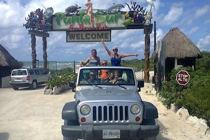 Privé-excursie in jeep op Cozumel met lunch en snorkelen