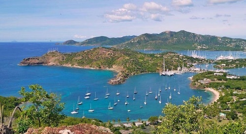 Antigua: The True Antiguan Experience with Lunch & Drinks