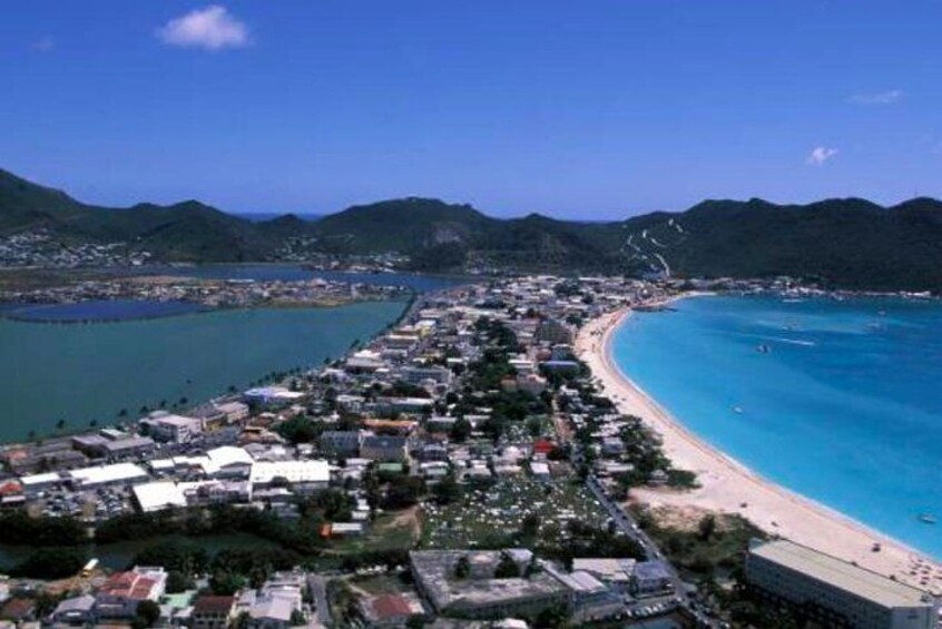 St Maarten Shore Excursion:Sights, Shopping & Sand Small Group Tour