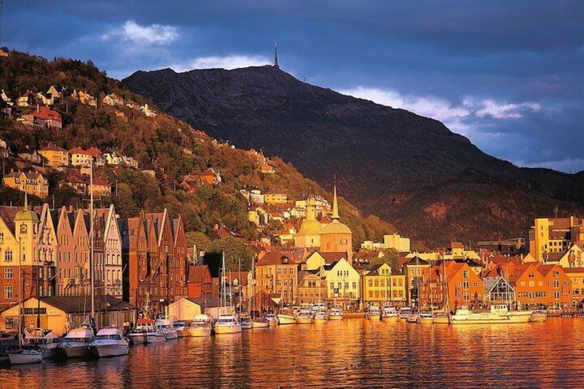 Bergen Harbour at sunset-Willy Haraldsen - VisitNorway.com