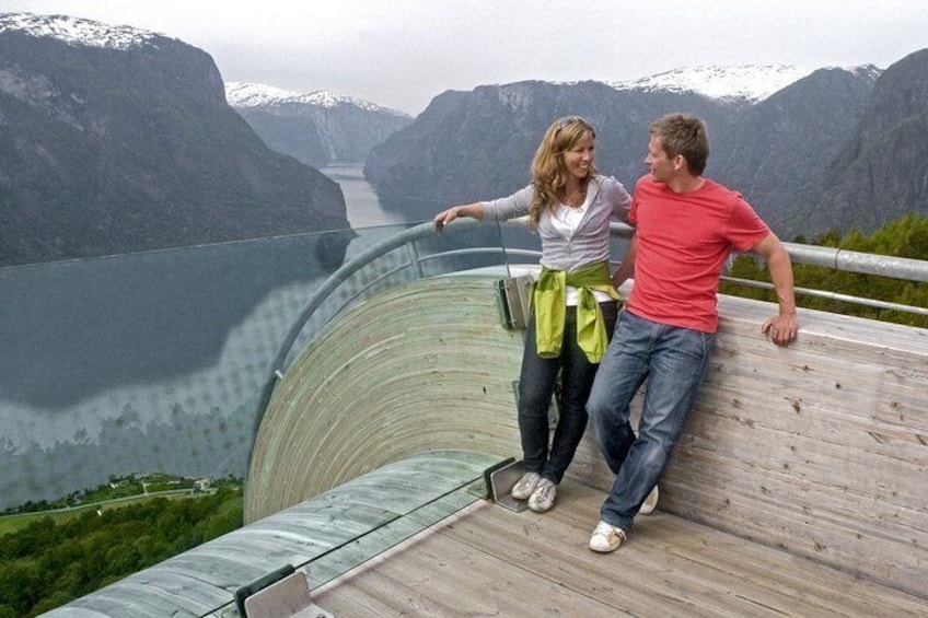 Cruise Special: Private Trip To Canyons And Waterfalls With Flåm Railway 