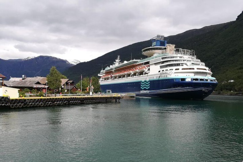 Cruise ship docked in Flåm