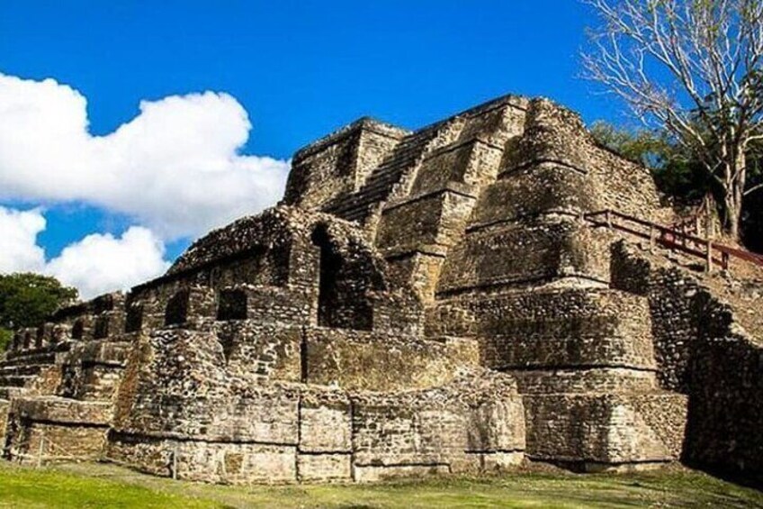 Altun Ha and Cave Tubing Tour from Belize City