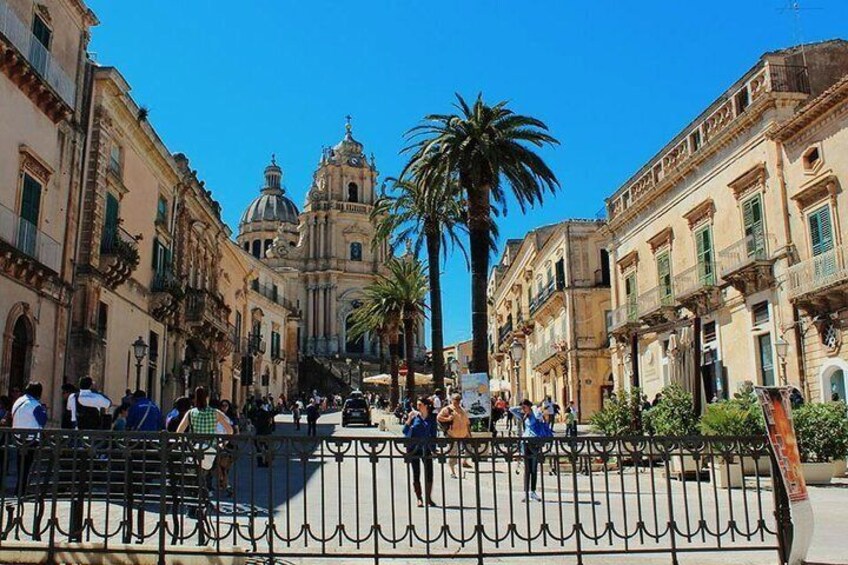 Ragusa Ibla - San Giorgio Cathedral - Piazza Duomo