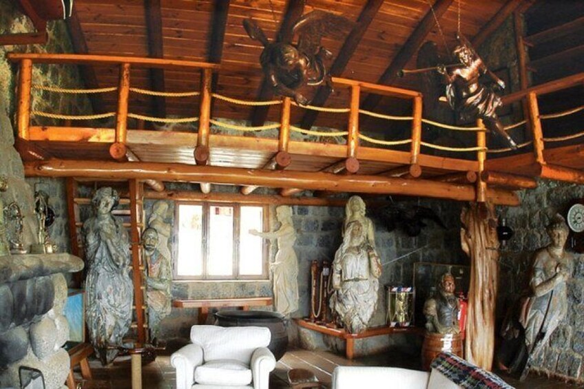 full day private tour Isla negra poetry and wine from Santiago