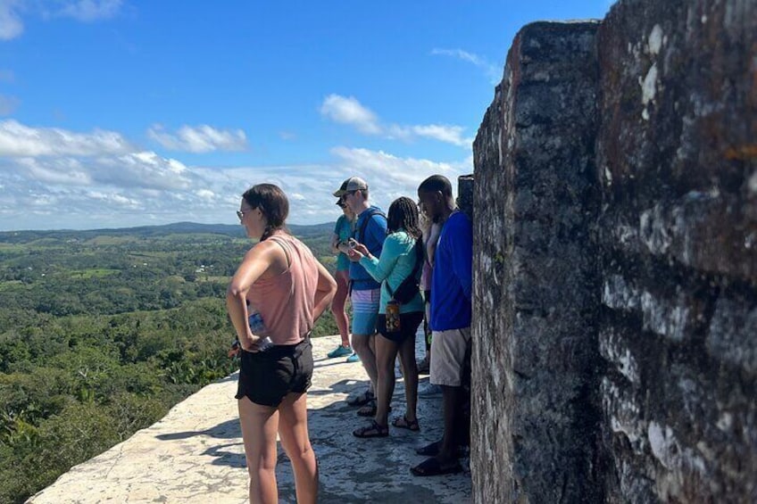 Private Xunantunich Mayan Ruins & Inland Blue Hole Tour from Placencia