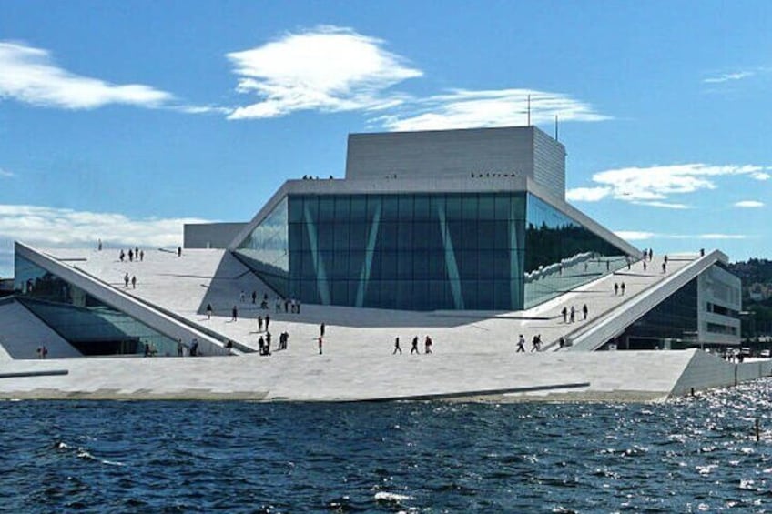 Oslo Shore Excursion: Panorama Tour with Vigeland Sculpture Park & Ski Jump