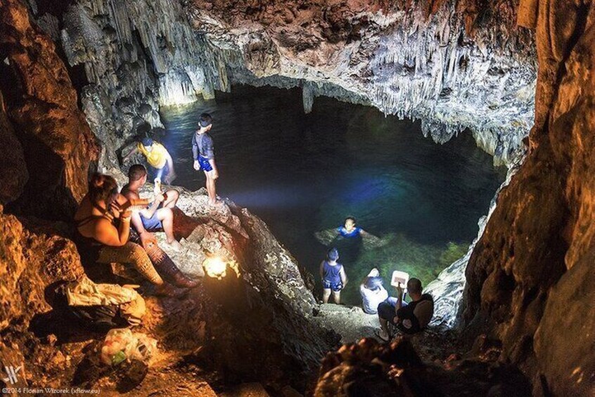 Anahulu Cave - Underground Swimming Pool - East Coast 