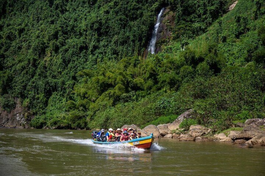 River Tubing Fiji / Suva Shore Excursion Cruise Ship Passengers