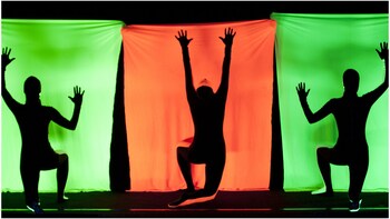 Vorstellung im Black Light Theatre Vorstellung im Black Light Theatre
